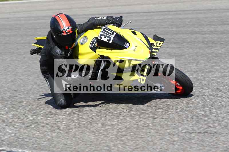 /44 09.08.2025 Plüss Moto Sport ADR/Freies Fahren/30